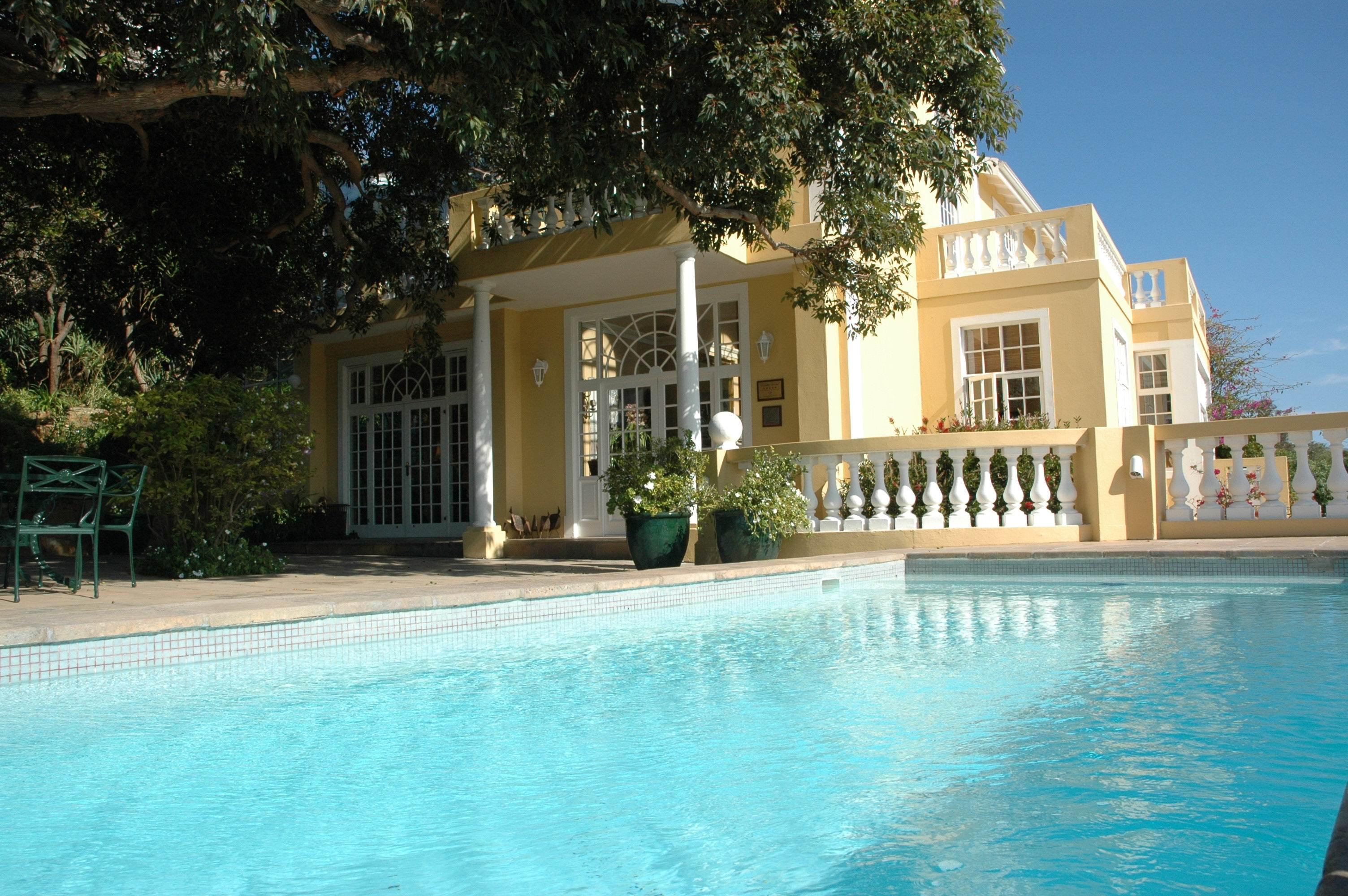 Hotel Colona Castle Lakeside Zewnętrze zdjęcie