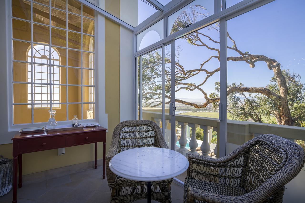 Hotel Colona Castle Lakeside Zewnętrze zdjęcie